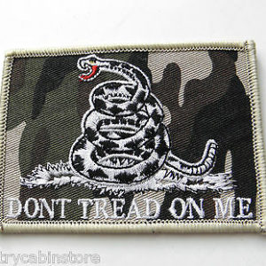Don't Tread on Me 2nd Amendment Poker Chip Challenge Coin 1 and 3/4 inches 